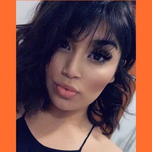 Meet your Posher, Yasmin